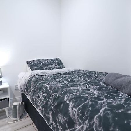 Den Accommodation & Short Lets Greenwich London - 3 Bed House Экстерьер фото
