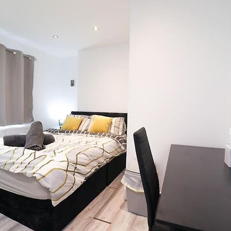 Den Accommodation & Short Lets Greenwich London - 3 Bed House Экстерьер фото