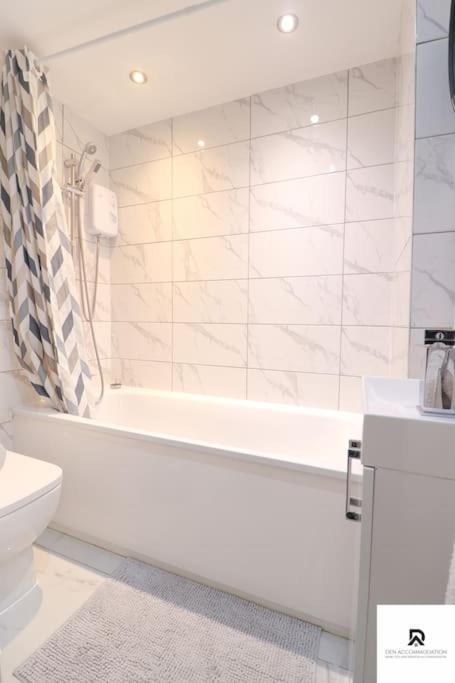 Den Accommodation & Short Lets Greenwich London - 3 Bed House Экстерьер фото