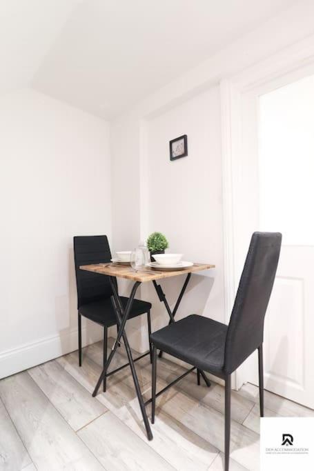Den Accommodation & Short Lets Greenwich London - 3 Bed House Экстерьер фото
