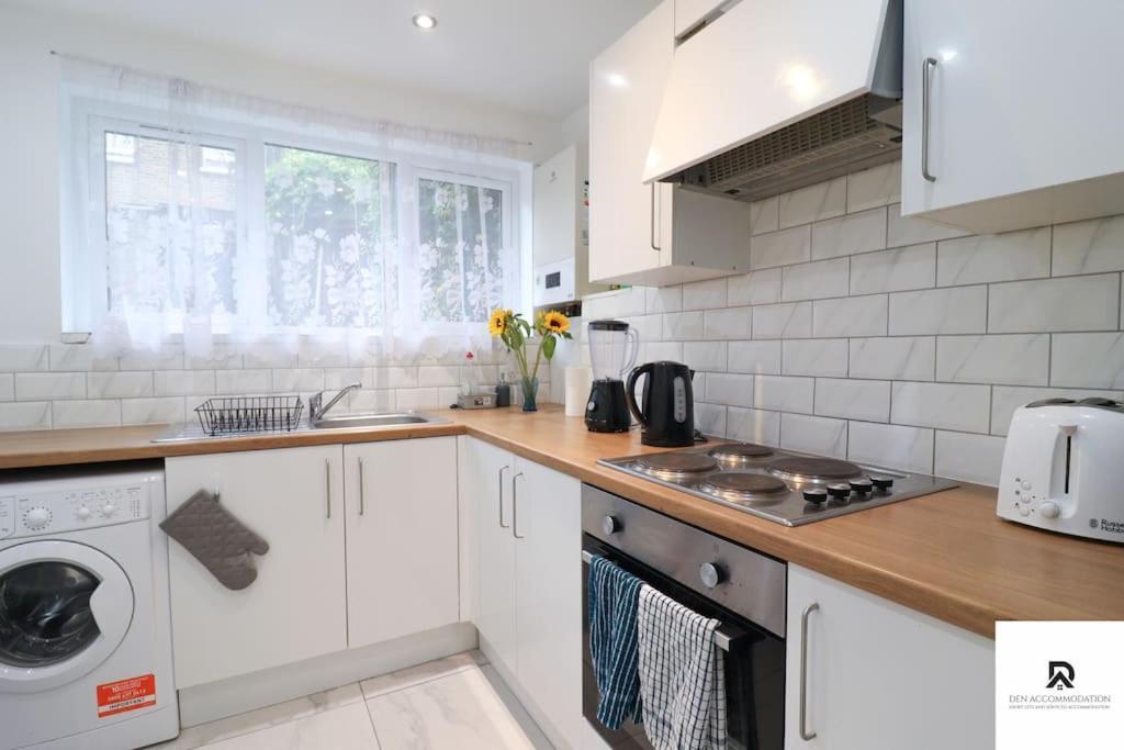 Den Accommodation & Short Lets Greenwich London - 3 Bed House Экстерьер фото